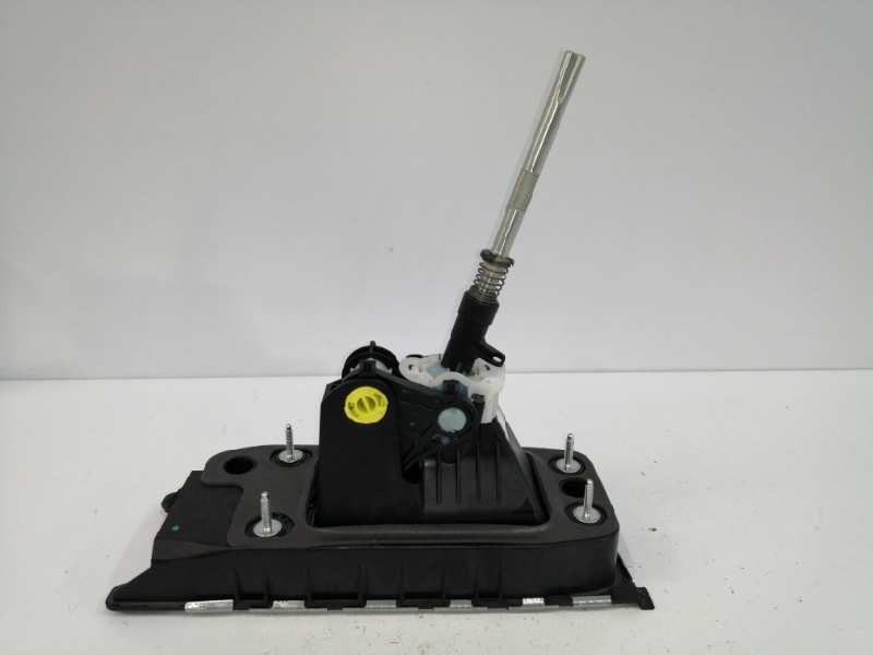 Recambio de palanca cambio para volkswagen polo 1.0 tsi referencia OEM IAM 2Q0711049J Recambio de palanca cambio para volkswagen polo 1.0 tsi referencia OEM IAM 2Q0711049J