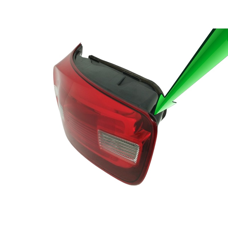 PILOTO TRASERO IZQUIERDO OBSERVAR FOTOS