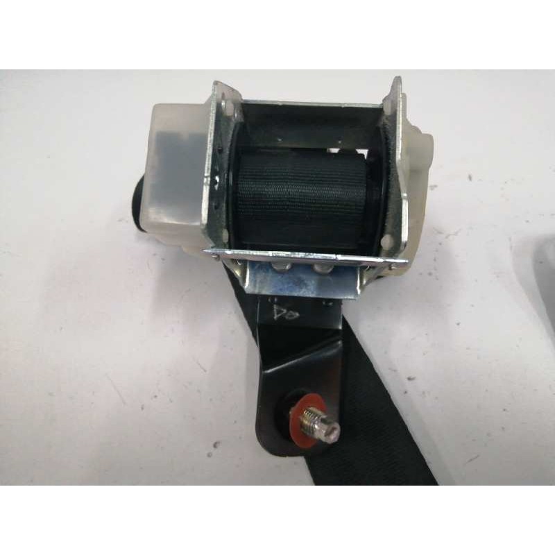 CINTURON SEGURIDAD TRASERO IZQUIERDO