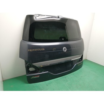 Recambio de porton trasero para ssangyong rodius 2.7 turbodiesel cat referencia OEM IAM  OBSERVAR FOTOS 