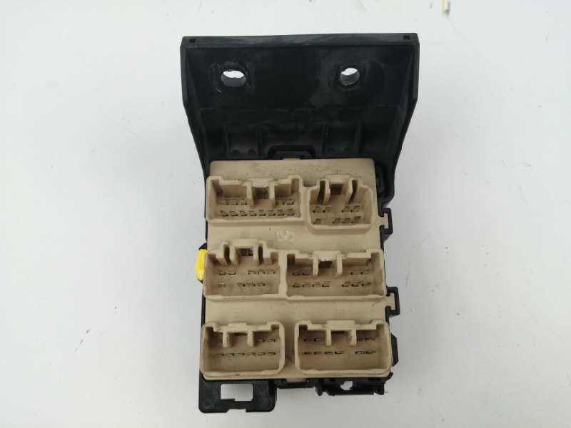 Recambio de modulo electronico para toyota corolla verso (r1) 2.2 turbodiesel cat referencia OEM IAM 8273405030  