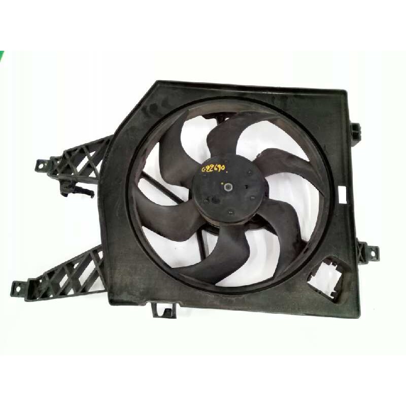 Recambio de electroventilador para renault twingo 1.2 referencia OEM IAM 8200369312 1831966000 