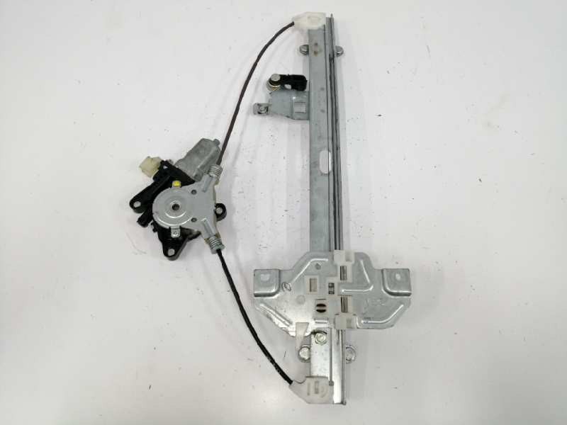 Recambio de elevalunas trasero izquierdo para kia carnival 2.9 crdi cat referencia OEM IAM FUNDA 824504D020 CARIBE FUNDA Recambio de elevalunas trasero izquierdo para kia carnival 2.9 crdi cat referencia OEM IAM FUNDA 824504D020 CARIBE FUNDA