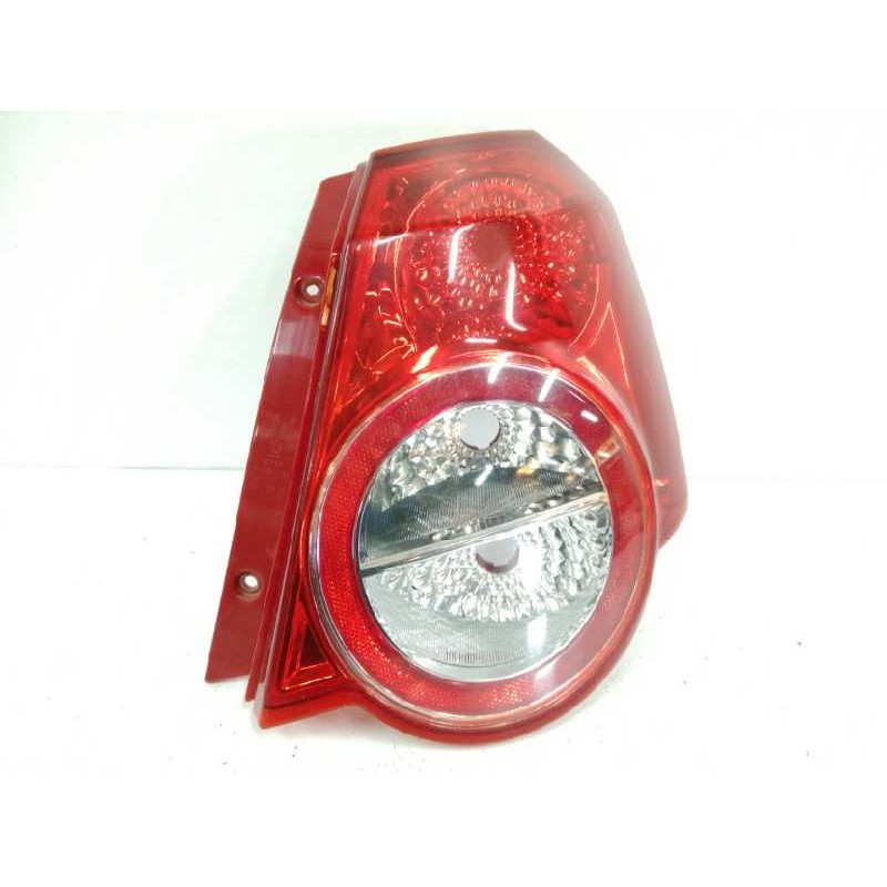 Recambio de piloto trasero derecho para chevrolet aveo 1.2 cat referencia OEM IAM 95952067 SIN PORTALAMPARAS 