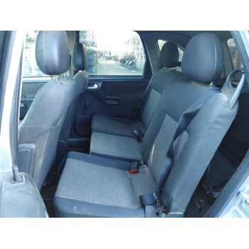 opel meriva del año 2004
