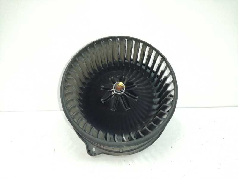 Recambio de motor calefaccion para kia carnival 2.9 crdi cat referencia OEM IAM F00S33F005  