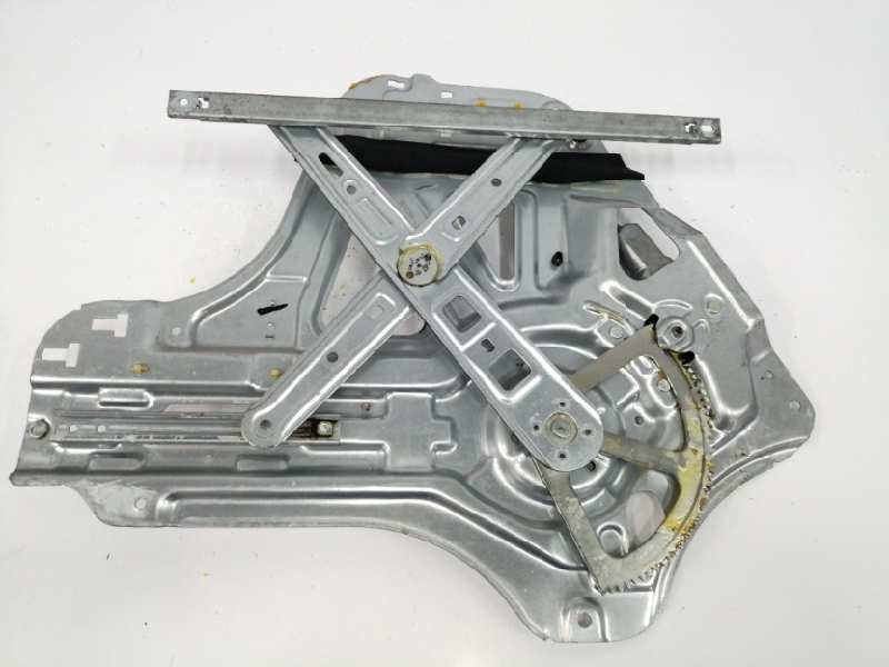 Recambio de elevalunas delantero derecho para kia carnival 2.9 crdi cat referencia OEM IAM TIJERA 824604D000 