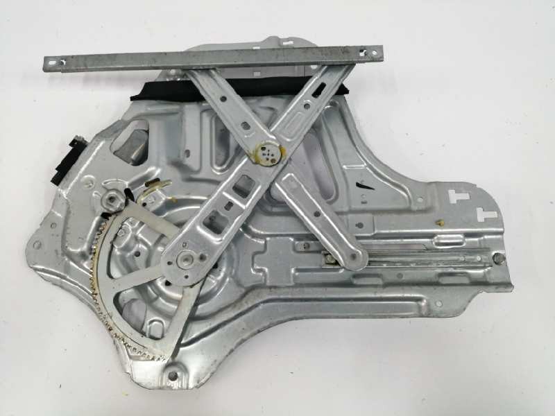 Recambio de elevalunas delantero izquierdo para kia carnival 2.9 crdi cat referencia OEM IAM TIJERA 824504D010 BUSCANDO