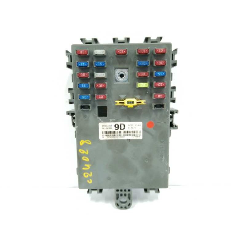 Recambio de caja reles / fusibles para chevrolet aveo 1.2 cat referencia OEM IAM 95977258  