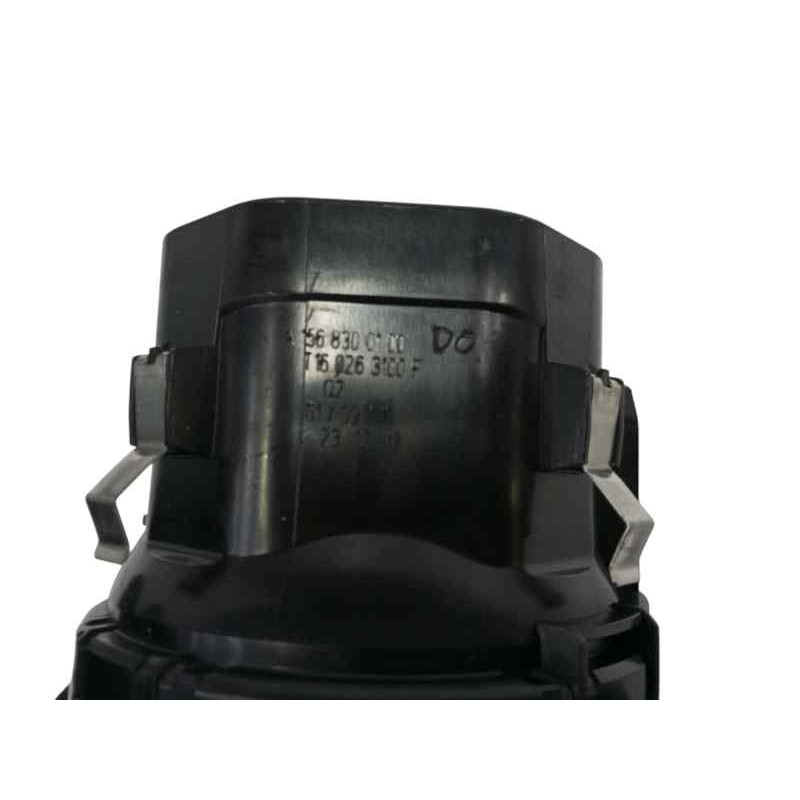 REJILLA AIREADORA DELANTERA IZQUIERDA