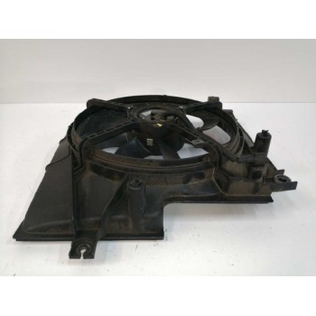 Recambio de electroventilador para kia carnival 2.9 crdi cat referencia OEM IAM 977304D  