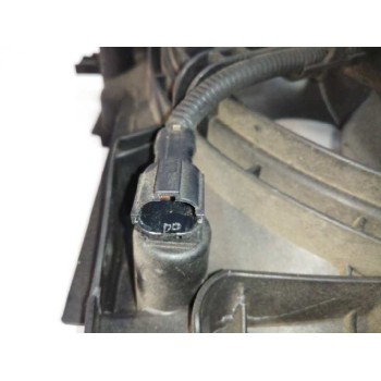 Recambio de electroventilador para kia carnival 2.9 crdi cat referencia OEM IAM 977304D  