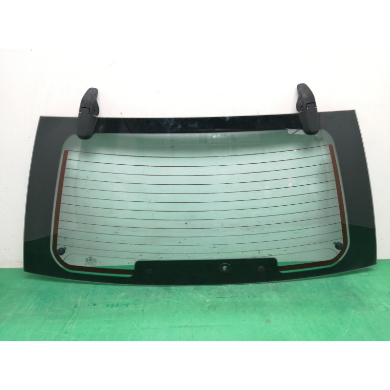 Recambio de luna trasera para kia sportage 2.0 turbodiesel cat referencia OEM IAM   
