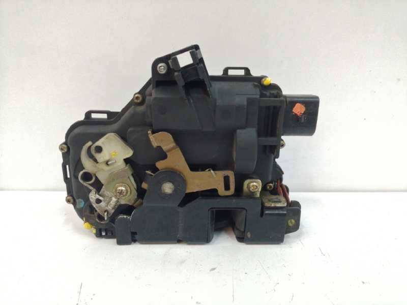 Recambio de cerradura puerta delantera izquierda para volkswagen new beetle (9c1/1c1) 2.0 referencia OEM IAM 3B1837015A  