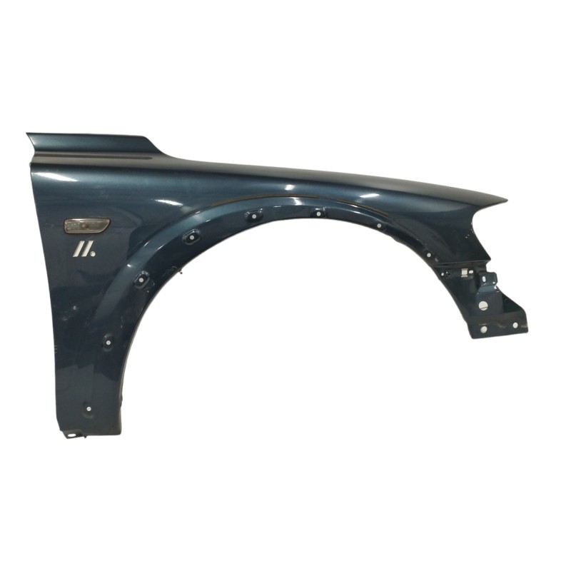 Recambio de aleta delantera derecha para volvo xc70 2.4 diesel cat referencia OEM IAM   