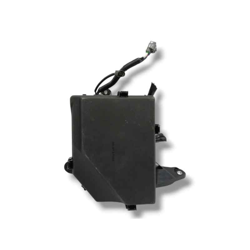 Recambio de caja reles / fusibles para toyota bz4x (_eam1_) ev (xeam10) referencia OEM IAM 8266242680 8264442010 