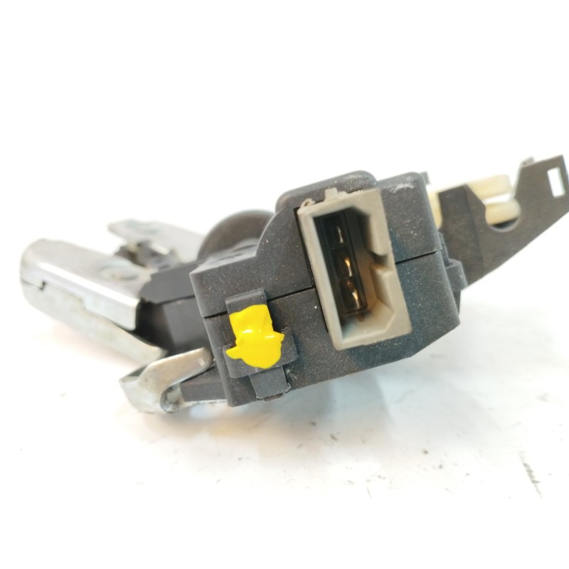 CERRADURA MALETERO / PORTON