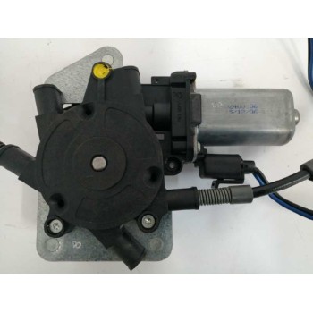 Recambio de elevalunas delantero derecho para nissan primera berlina (p11) referencia OEM IAM FUNDA 807002F000 CARIBE FUNDA