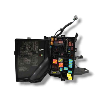 Recambio de caja reles / fusibles para toyota bz4x (_eam1_) ev (xeam10) referencia OEM IAM 8266242680 8264442010 