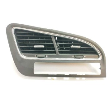 Recambio de rejilla aireadora para peugeot 5008 1.2 12v e-thp referencia OEM IAM 9686528077 CENTRAL 