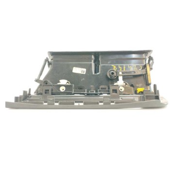 Recambio de rejilla aireadora para peugeot 5008 1.2 12v e-thp referencia OEM IAM 9686528077 CENTRAL 