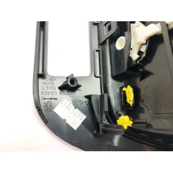 Recambio de rejilla aireadora para peugeot 5008 1.2 12v e-thp referencia OEM IAM 9686528077 CENTRAL 