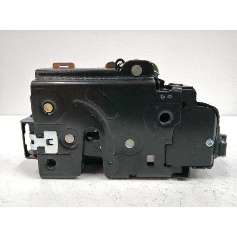 Recambio de cerradura puerta delantera izquierda para volkswagen golf iv berlina (1j1) referencia OEM IAM 3B1837015A  