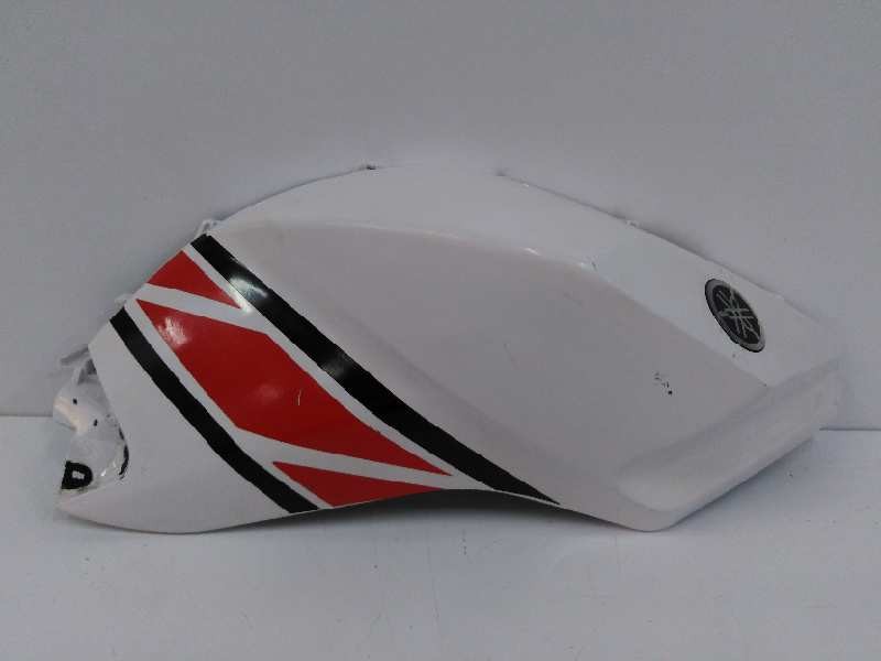 Recambio de carenado para yamaha yzf-r 125 yzf-r 125 referencia OEM IAM 5D7F4139 TAPA LATERAL DERECHA DEPOSITO REPARADO