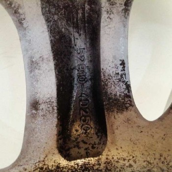 Recambio de llanta para kia carnival 2.9 crdi cat referencia OEM IAM 529104D250 E17X6,5J ET46 