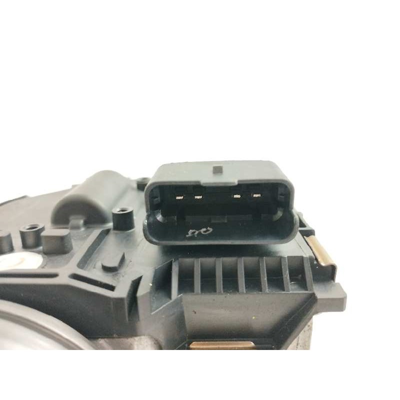 MOTOR LIMPIA DELANTERO IZQUIERDO