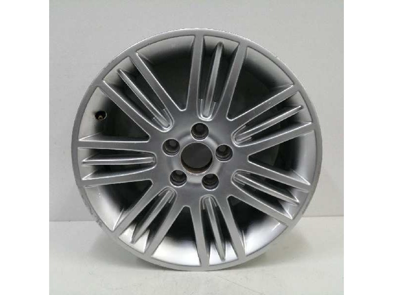 Recambio de llanta para volvo v70 familiar 2.4 diesel cat referencia OEM IAM 30683245 8JX17X55 307483479 Recambio de llanta para volvo v70 familiar 2.4 diesel cat referencia OEM IAM 30683245 8JX17X55 307483479