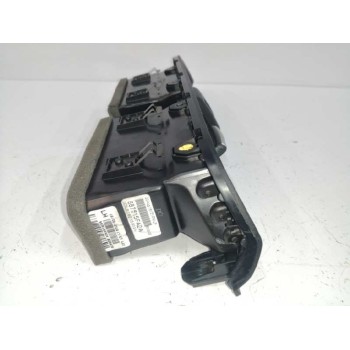 Recambio de rejilla aireadora para nissan micra v (k14) 1.0 12v cat referencia OEM IAM 687515FA2A CENTRAL 687505FA2A