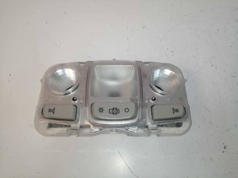 Recambio de luz interior para citroën c4 picasso 1.2 12v e-thp referencia OEM IAM 96887290BJ Recambio de luz interior para citroën c4 picasso 1.2 12v e-thp referencia OEM IAM 96887290BJ