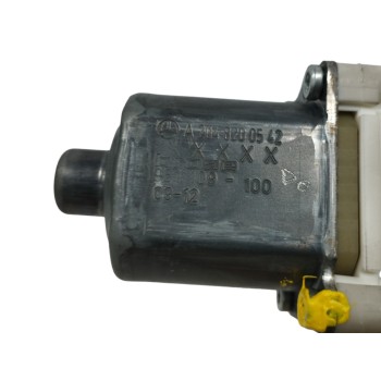 Recambio de motor elevalunas trasero izquierdo para mercedes-benz clase c (w204) c 200 cdi (204.001) referencia OEM IAM A2048200