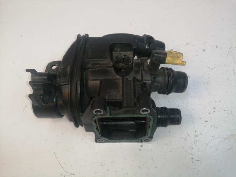 Recambio de termostato para citroën c4 picasso 1.2 12v e-thp referencia OEM IAM 9807198480  