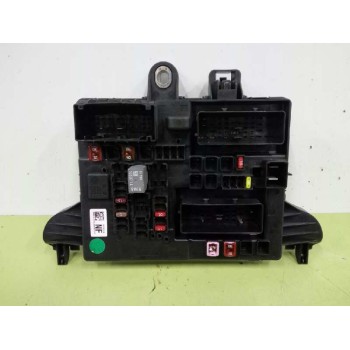 Recambio de caja reles / fusibles para opel insignia sports tourer edition referencia OEM IAM 1327732204  
