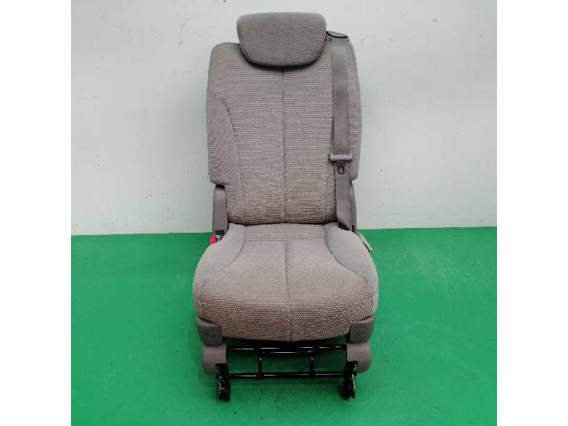 Recambio de asiento trasero medio para kia carnival 2.9 crdi cat referencia OEM IAM Recambio de asiento trasero medio para kia carnival 2.9 crdi cat referencia OEM IAM