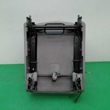 Recambio de asiento trasero medio para kia carnival 2.9 crdi cat referencia OEM IAM   