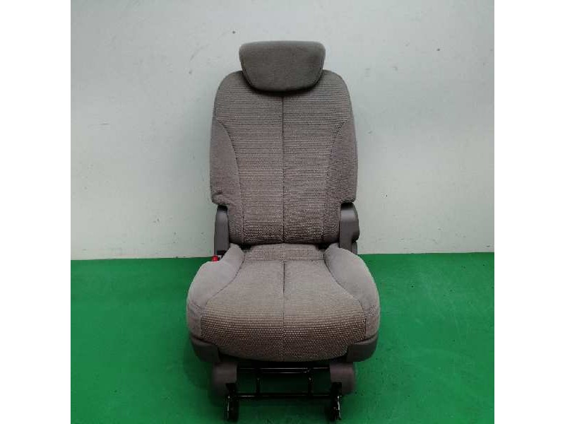 Recambio de asientos trasero izquierdo para kia carnival 2.9 crdi cat referencia OEM IAM   