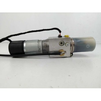 Recambio de motor cierre centralizado porton para volvo v70 familiar 2.4 diesel cat referencia OEM IAM 30674842 HIDRAULICO 