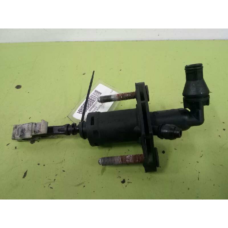 Recambio de bomba embrague para opel insignia sports tourer edition referencia OEM IAM 55561916  