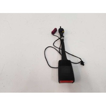 Recambio de enganche cinturon izquierdo para ford focus lim. (cb8) 1.0 ecoboost cat referencia OEM IAM BM5161209ABW 620392100B 