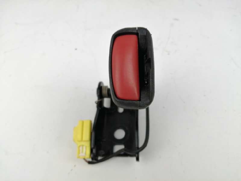 Recambio de enganche cinturon derecho para volvo v70 familiar 2.4 diesel cat referencia OEM IAM 30697036 TRASERO Recambio de enganche cinturon derecho para volvo v70 familiar 2.4 diesel cat referencia OEM IAM 30697036 TRASERO