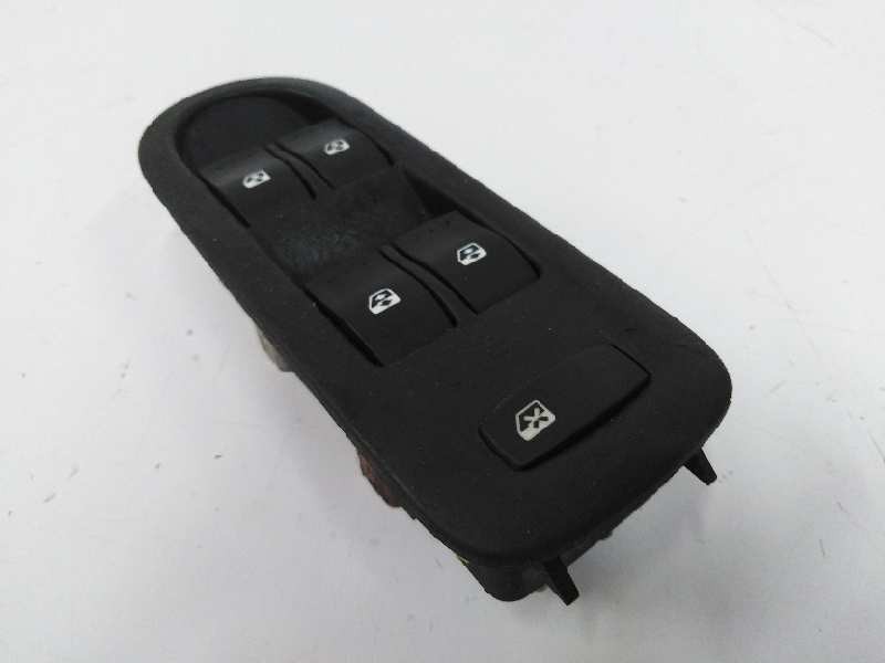 Recambio de mando elevalunas delantero izquierdo para renault scenic ii confort expression referencia OEM IAM 156018070  