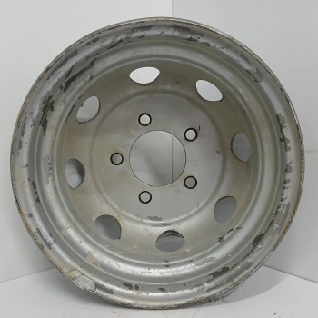 Recambio de llanta para nissan trade 100 3.0 turbodiesel referencia OEM IAM 081050133C 5JX15H2 5H 5X160