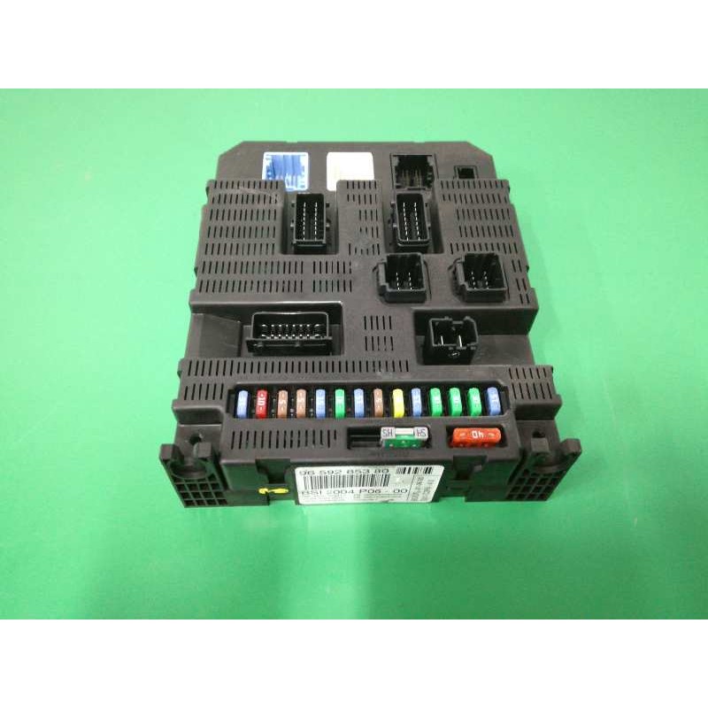Recambio de caja reles / fusibles para peugeot 207 xs referencia OEM IAM 9659285380  