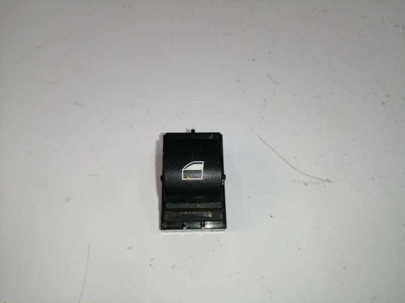 Recambio de mando elevalunas delantero derecho para bmw serie 7 (f01/f02) 750ld xdrive referencia OEM IAM 9241941  