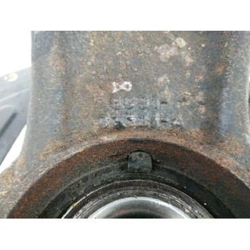 Recambio de mangueta delantera izquierda para volvo v70 familiar 2.4 diesel cat referencia OEM IAM 6G913K171A  