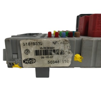 Recambio de caja reles / fusibles para lancia ypsilon (101) 1.3 jtd 16v referencia OEM IAM 51819322  