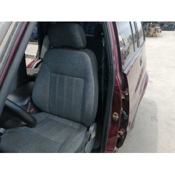 ASIENTO DELANTERO IZQUIERDO 